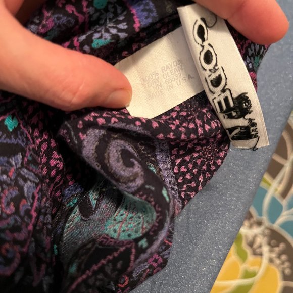 Purple, Black, and Green Paisley Vintage Skirt with Pockets - Size 2 - Rayon - Picture 4 of 6